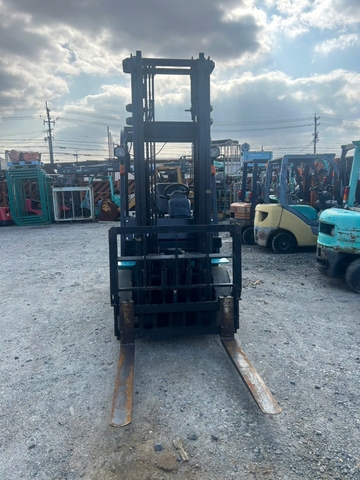 Xe nâng dầu 2.5 tấn SUMITOMO 11FD25PAXI92D - Nâng Cao 4m (Cơ cấu Gật Gù)