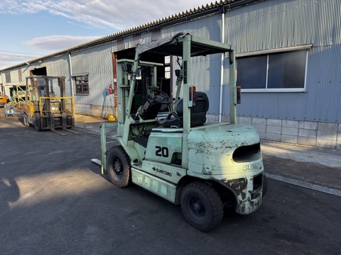 Xe nâng dầu 2 tấn SUMITOMO 11-FD20PVIIXA Đời 2005 (Số Tự Động - Dịch Giá)