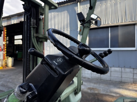 Xe nâng dầu 2 tấn SUMITOMO 11-FD20PVIIXA Đời 2005 (Số Tự Động - Dịch Giá)