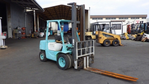 Xe nâng dầu 3.5 tấn MITSUBISHI FD35A Số Sàn (Lốp Kép - Gật Gù)