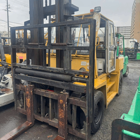 Xe nâng dầu 7 tấn TCM FD70Z7 đời 1995
