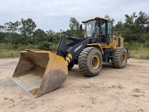 Máy xúc lật 6 tấn XCMG LW600FV (Đời 2020 - Siêu Lướt 1.415 Giờ)