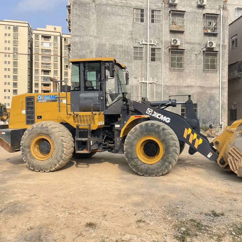 Máy xúc lật 5 tấn XCMG LW500KN Bản Cần Dài (Đời 2020) - Gầu 3.5 - 4.2 m3