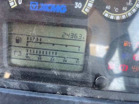 Máy xúc lật 5.5 tấn XCMG LW550 Bản Cần Dài Đổ Cao (Siêu Lướt 2021)