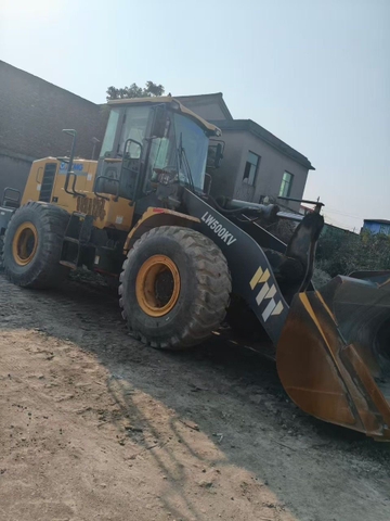 Máy xúc lật 5 tấn XCMG LW500KN Bản Cần Dài (Đời 2020) - Gầu 3.5 - 4.2 m3