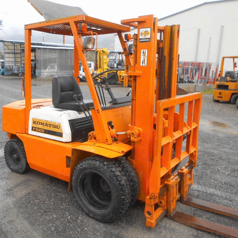 Xe nâng dầu cũ 2.5 tấn Komatsu FD25-10 số sàn gật gù lốp kép - 226335