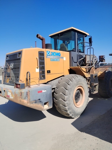 Máy xúc lật 6 tấn XCMG LW600FV Bản Cần Dài Đổ Cao (Đời 2020)