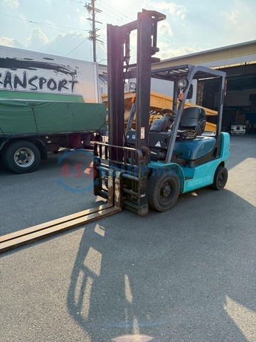 Xe nâng dầu 2.5 tấn Sumitomo 11FD25PAXI94D/D2M-00081 năm 2014