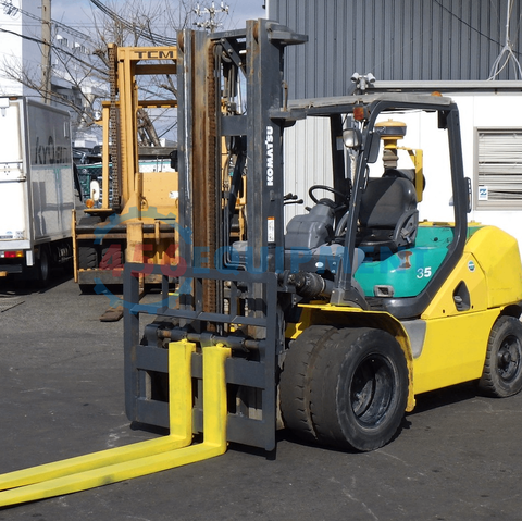 Xe Nâng Dầu 3.5 Tấn KOMATSU FD35T-10 /137571 (Năm 2014)