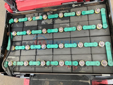 Xe nâng điện ngồi lái 1.5 tấn NYK FB15P-75-300/ (Năm 2014)