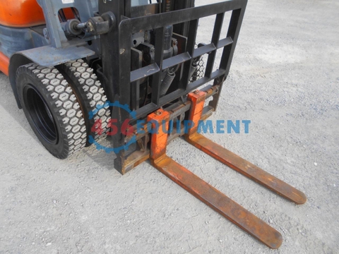 Xe Nâng Dầu 2.5 Tấn Toyota 6FD25/40837