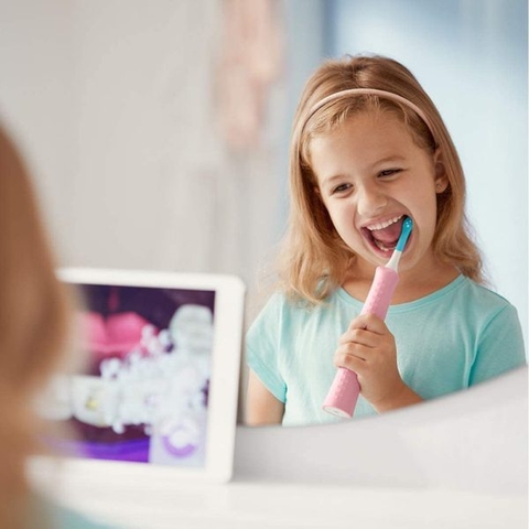 Bàn chải điện trẻ em Philips Sonicare for Kids