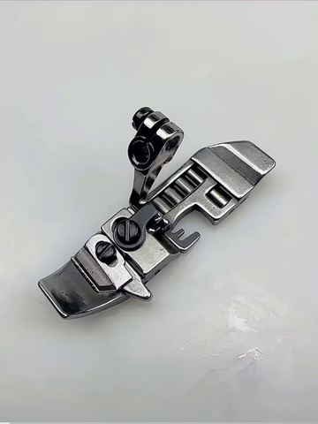 Chân vịt bánh xe chống nhăn máy vắt sổ 4 chỉ 747K/ 747F Jack E4... - 2