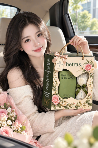 Sữa Tắm Hetras Hotel Therapy Body Wash - 20 Santal Fresh 1013mL (CTY)