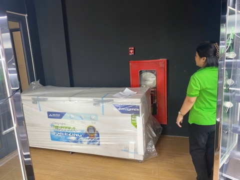Tủ đông dung tích lớn Hòa Phát Inverter HPF AD8783 DÀN ĐỒNG 783 lít
