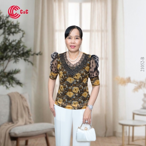 21052 - Lace Overlay Collar Decorative Stones in Pattern Combined with Sheer Lace Half Sleeves