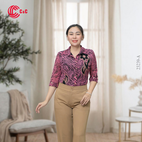 23239 - Combination of Pattern Background and Floral Decoration with Glass Beads