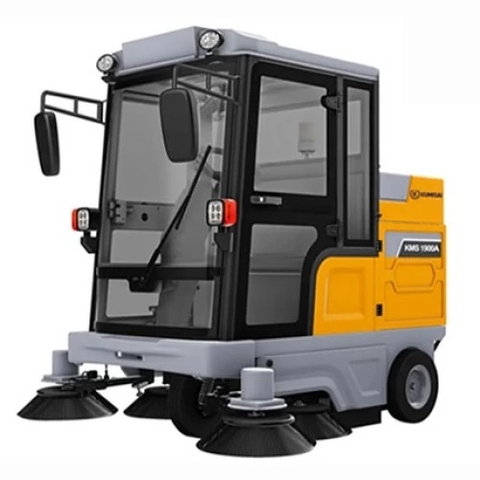 Máy quét rác công nghiệp ngồi lái Kumisai c