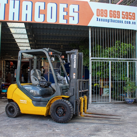 Xe nâng dầu Komatsu Nhật Bãi 2 Tấn FD20T-17