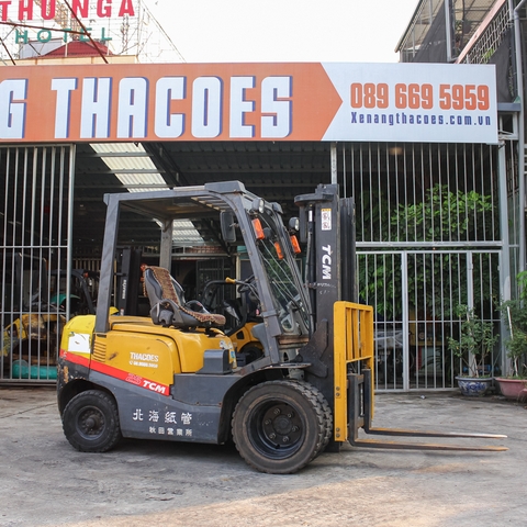 Xe nâng dầu TCM Nhật Bãi 2,5 Tấn FD25T3 đời 2008