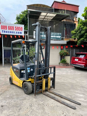 XE NÂNG ĐIỆN NGỒI LÁI KOMATSU 1,5 Tấn FB15-12 (2014)