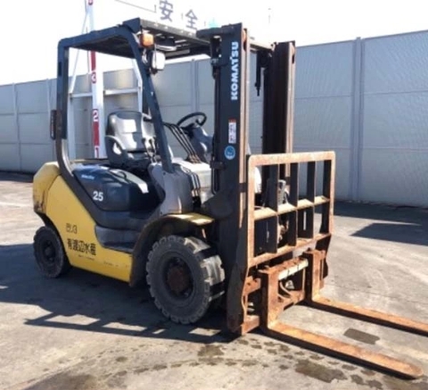 Xe nâng dầu Komatsu 2,5 Cũ FD25C-17 Siêu Rẻ
