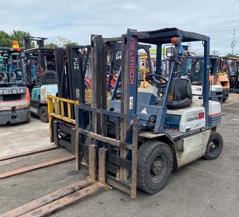 Xe nâng dầu Komatsu 2,5 tấn Nhật bãi rẻ