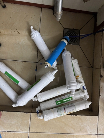 Máy lọc nước yếu nước – Nguyên nhân và cách khắc phục hiệu quả