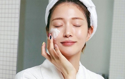 Hướng dẫn skincare cho da khô mùa đông hiệu quả nhất 2026