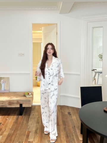 Tnqd cánh dơi chữ Trắng
