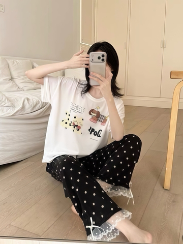 Tnqd cotton chấm bi quần đen
