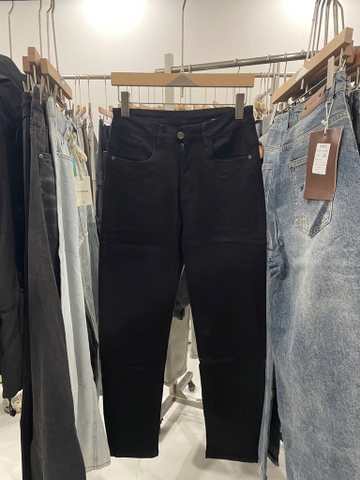 Quần jeans đen trơn 676