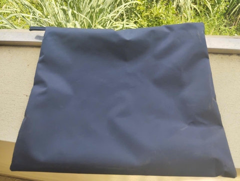 Túi đựng quần áo đi mưa chất liệu vải dù cao cấp  chống thấm nước tốt