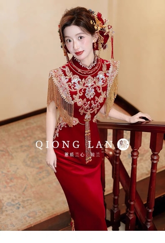 Sườn xám thêu hoa tua rua_I111