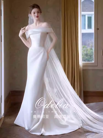 Váy cưới đuôi cá trễ vai satin tối giản sang trọng_I35