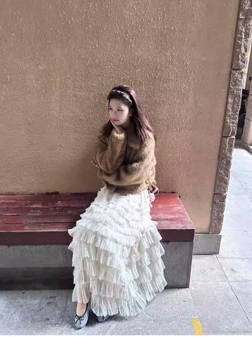 Áo khoác lông ngắn và chân váy voan tầng_V01