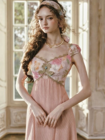 LaceMade váy dài cổ vuông tay ngắn nữ tính_Y110