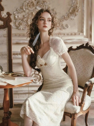 LaceMade váy ren dáng dài tay ngắn cổ vuông điệu đà_Y87