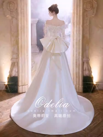 Váy cưới ren trễ vai dáng dài thanh lịch_I33