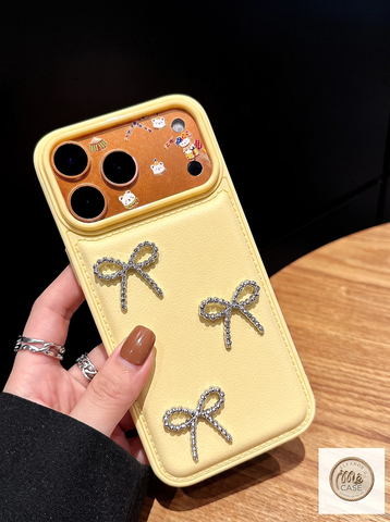 Ốp lưng Iphone màu vàng Bơ sang trọng đính charm