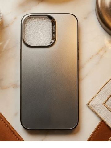 Mẫu Ốp Lưng thiết kế tôn vinh vẻ đẹp nguyên bản cho Iphone