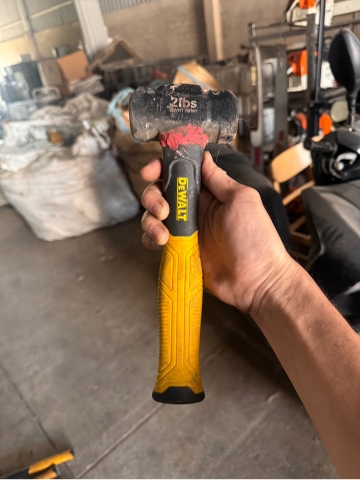 Búa Tạ DEWALT 2LBS - 1.2kg Hai Đầu Tròn