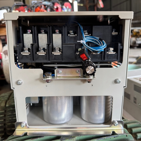 Biến tầm Yaskawa G7 18,5kw (25hp) 3 pha 200v