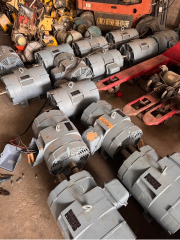 Motor 22kw 4P tua 1450 cốt 55 3pha 200v/380v