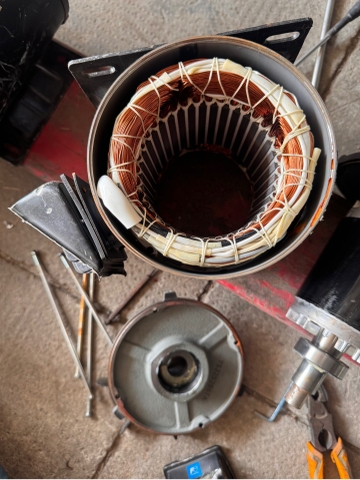 Motor Fuji Trơn 2Hp 4p 1450 vòng IE3