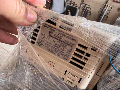 Biến Tần Yaskawa 3Kw