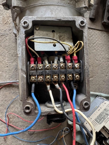 MOTOR GIẢM TỐC FUJI ELECTRIC 2.2KW (3HP) - CÓ THẮNG TỪ