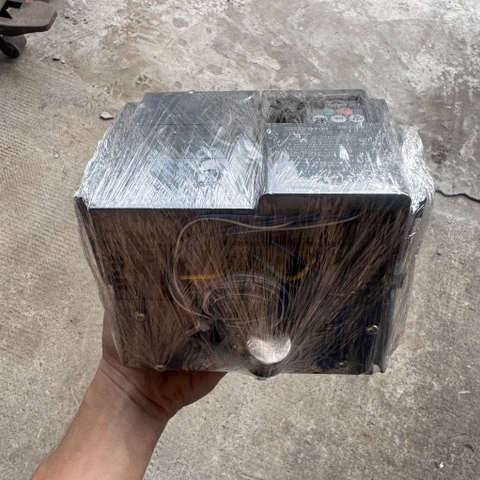 Biến Tần Mitsubishi D700 5Hp