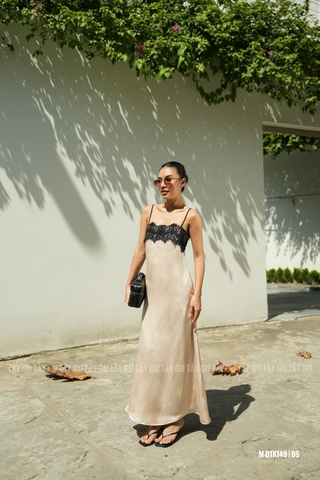 Đầm Lụa Dài Hai Dây Dáng Suông Viền Ren NOOSA Taygu | DTK149