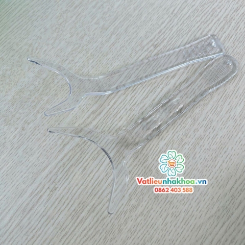 Banh vén môi nhựa trong Lip Retractors